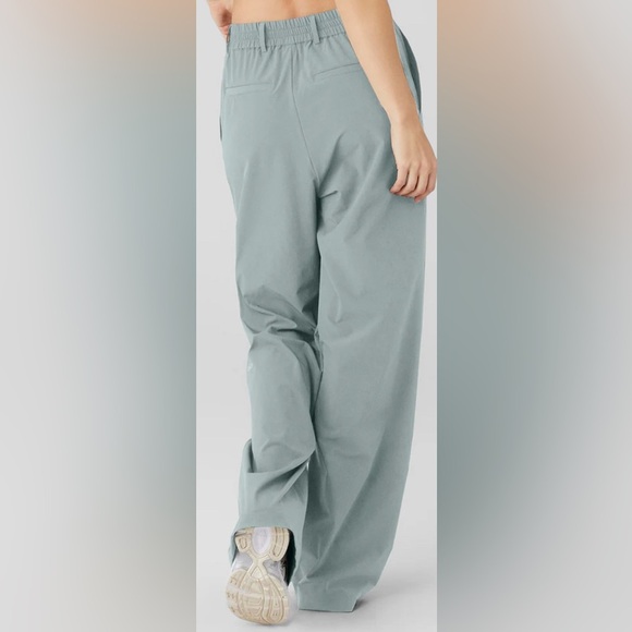 ALO Yoga Pursuit Trouser Pant Cosmic Grey Size Medium - Picture 3 of 8